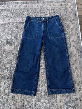 GAP Denim Dark Blue Cropped Wide-Leg Jeans size 12/31R Like New